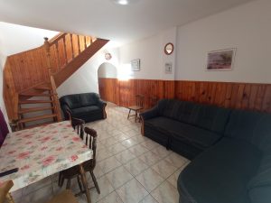 Tágas nappali és pihenőtér