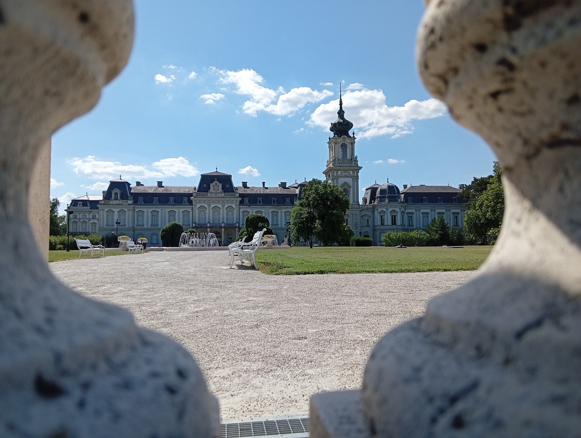 Festetics-kastély & Helikon Kastélymúzeum (Keszthely): Főúri pompa, könyvtár, pálmaház és látogatói útmutató